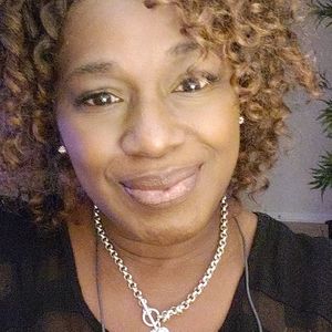 Meet your Posher, Staci